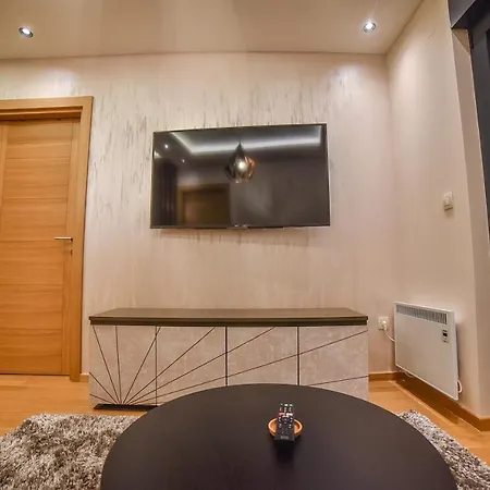 Kralj Lux In Balkan Hill Two Zlatibor