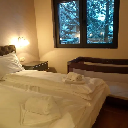 Kralj Lux In Balkan Hill Two ズラティボール