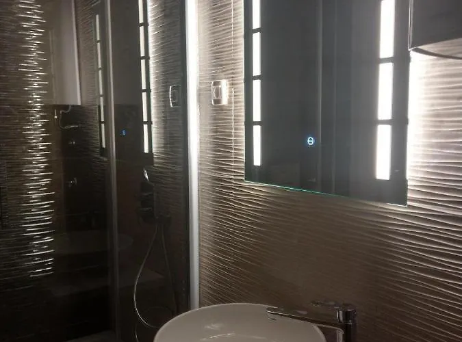 Kralj Lux In Balkan Hill Two Zlatibor