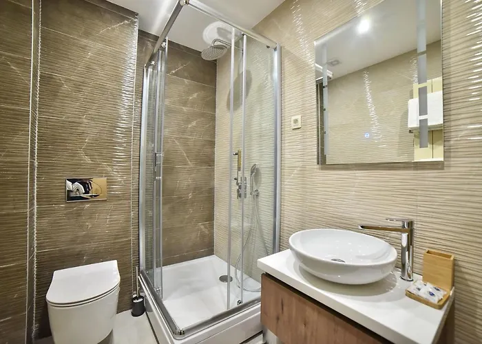 Kralj Lux In Balkan Hill Two * Zlatibor