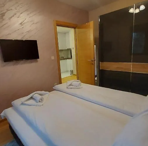 Kralj Lux In Balkan Hill Two * Zlatibor